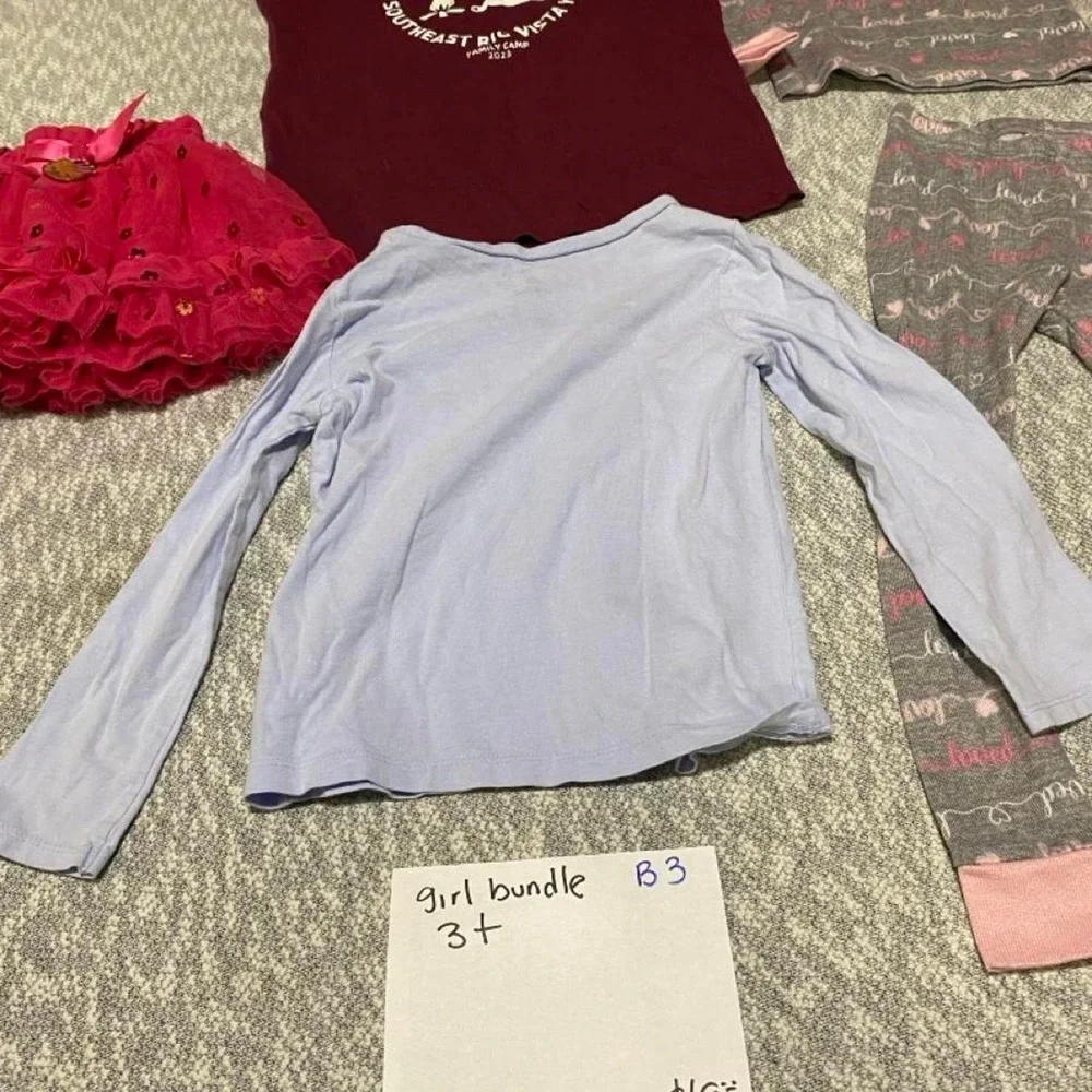 Girls 3+  clothes bundle. SKU-B3